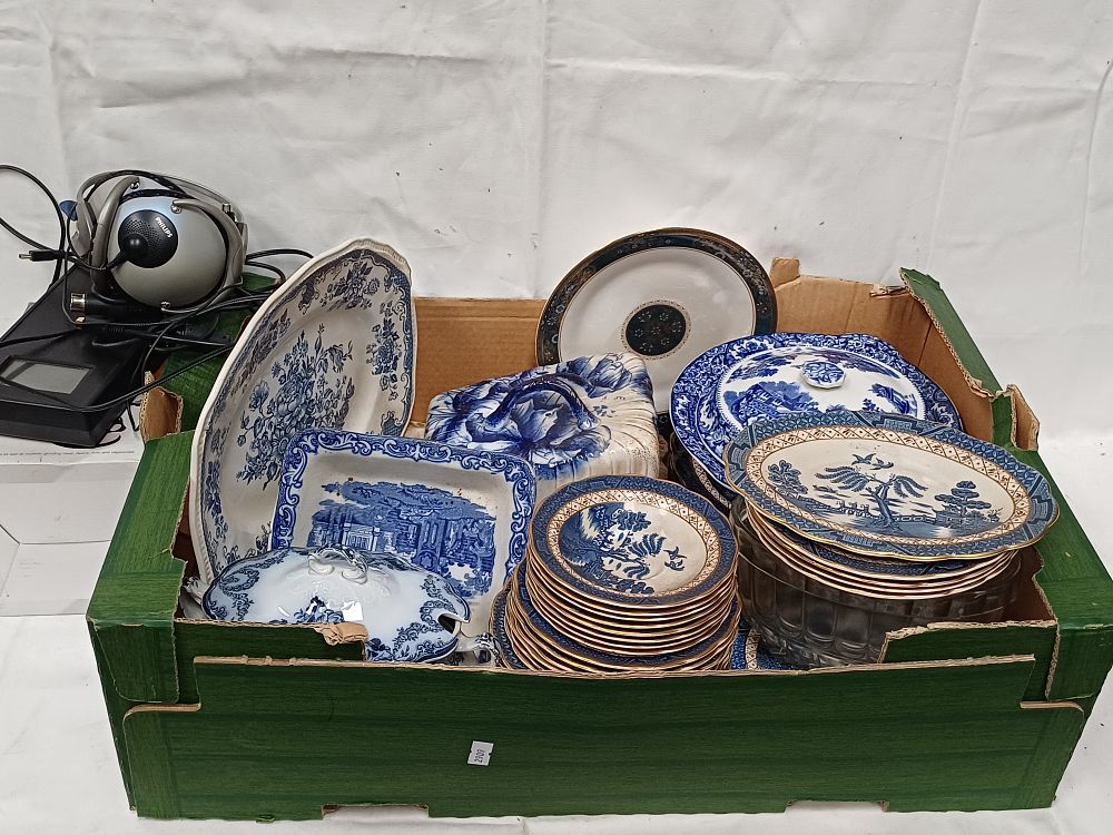 Lot 471: A Collection of British Earthenware Blue and White Tableware and Electronics