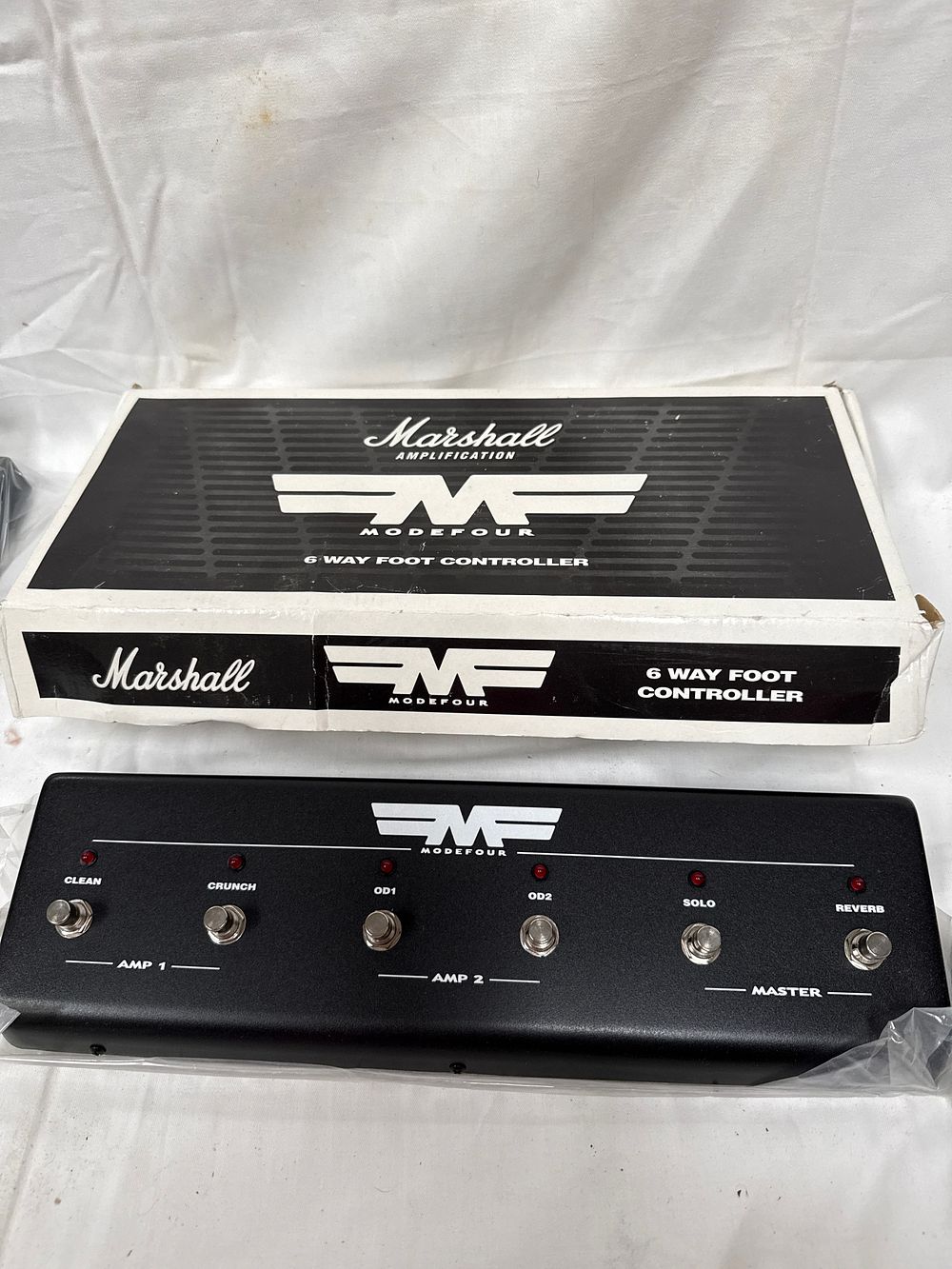 Lot 526: Marshall Modefour MF 6-Way Foot Controller Brand New in Box