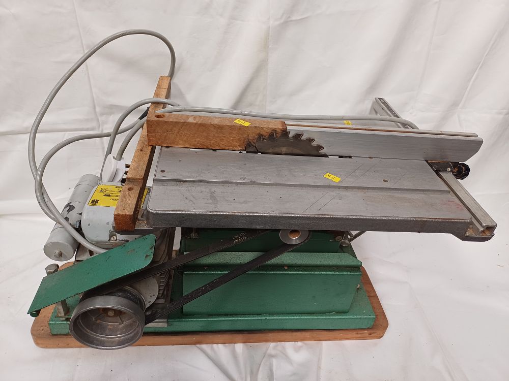 Lot 597: AEG? Bench Top Circular Table Saw with Cast Metal Table