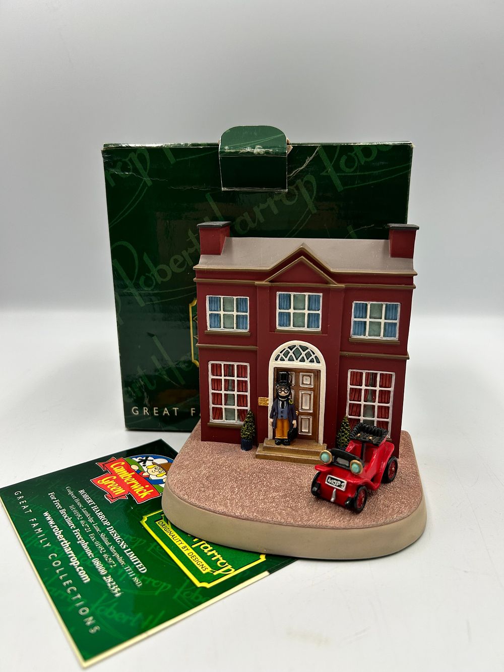 Lot 602: Robert Harrop Camberwick Green CGM07 Dr. Mopp's House Figurine