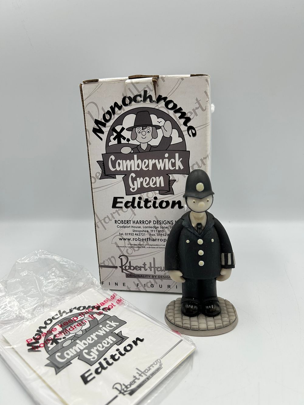 Lot 607: Robert Harrop Camberwick Green PC McGarry Monochrome Edition Figurine