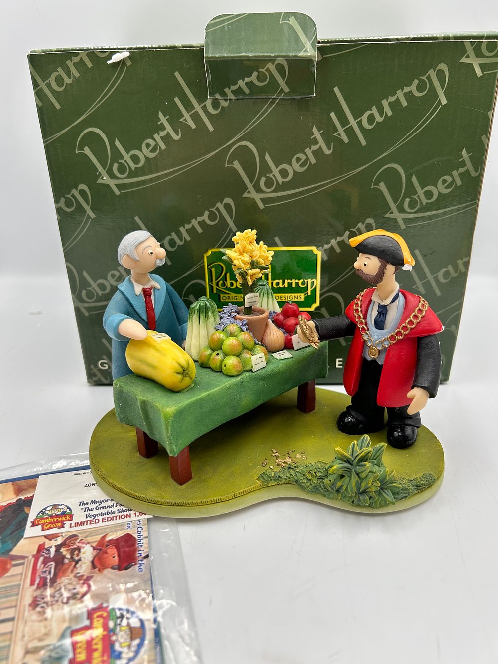 Lot 610: Camberwick Green Hand-Painted Resin Figurine CGS07 by Robert Harrop Designs Limited