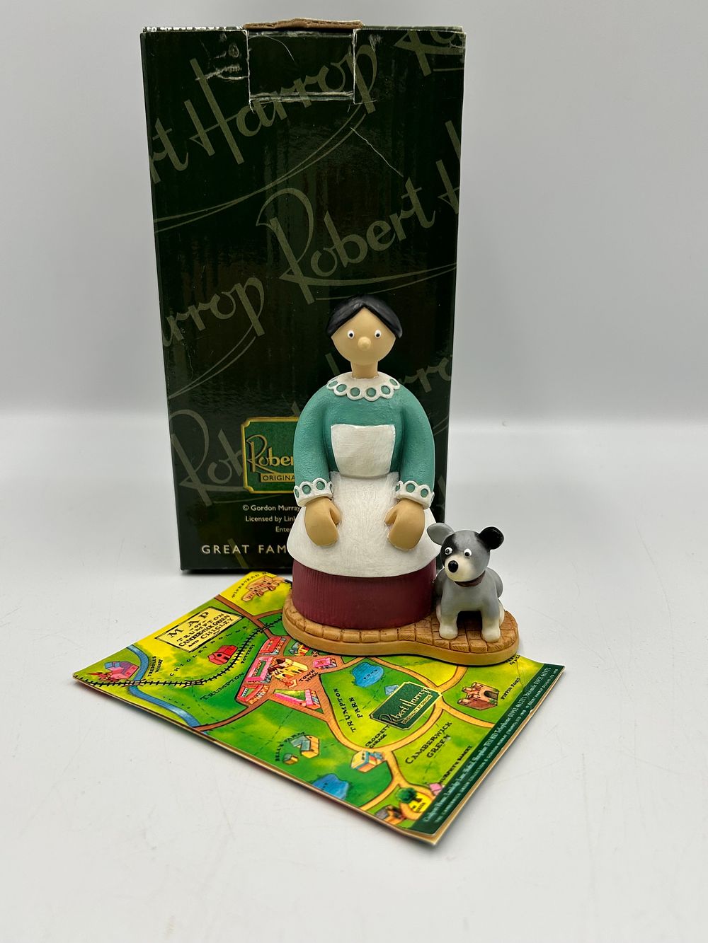 Lot 611: Robert Harrop Camberwick Green Mrs Honeyman and Peter Figurine CG06
