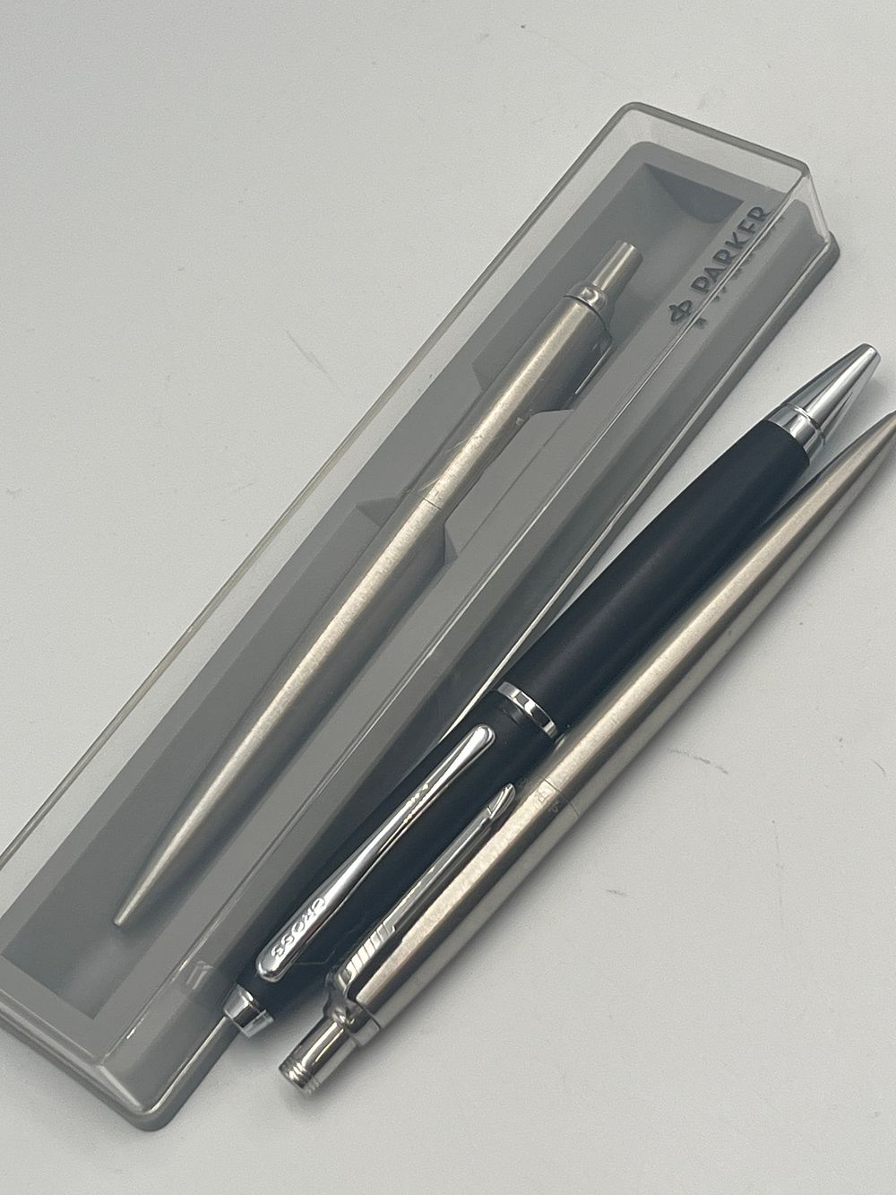 Lot 721: Cross and Parker Stainless Steel and Matte Black Ballpoint Pen and Pencil Set
