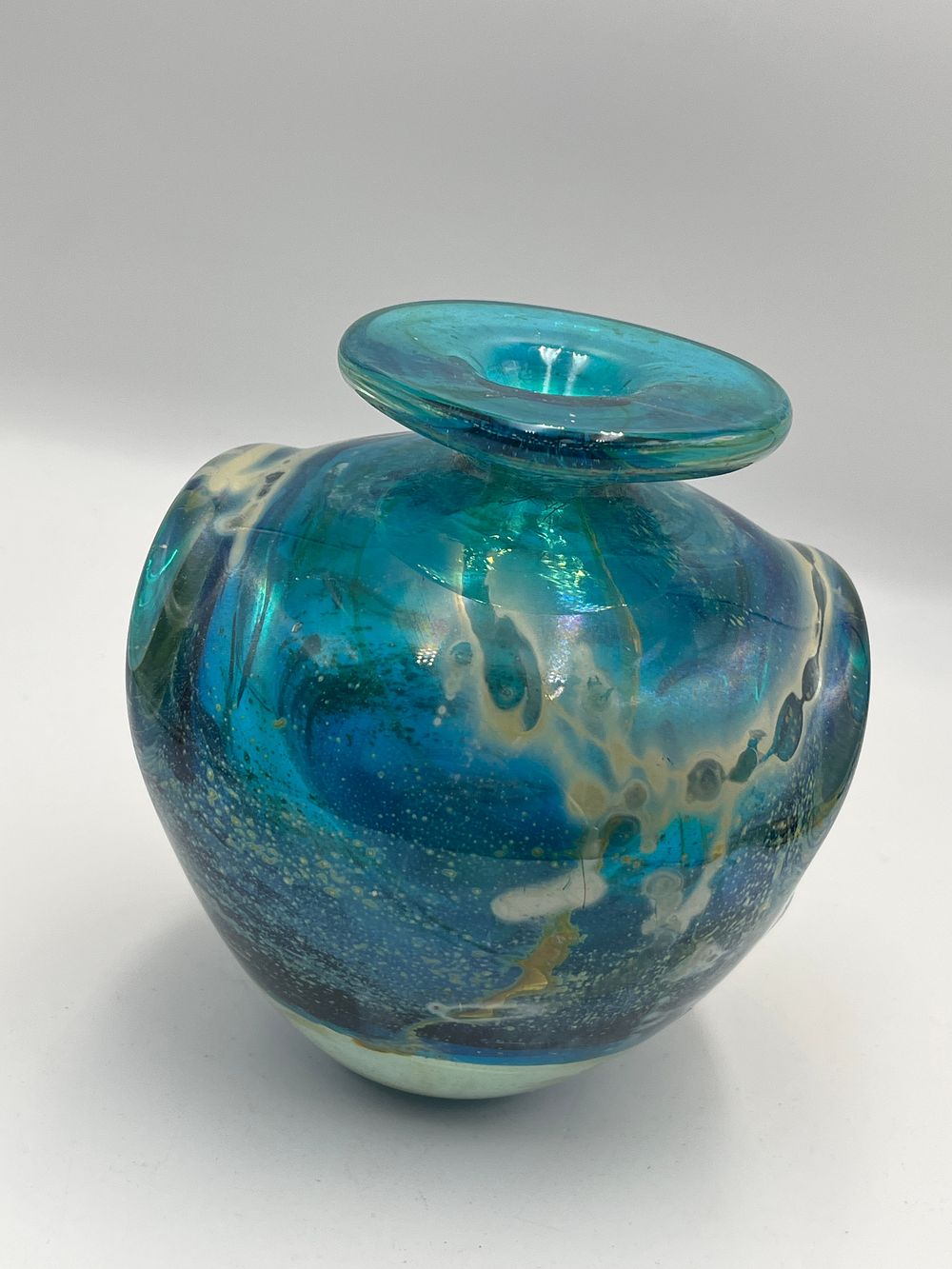 Lot 766: Mdina Michael Harris? Pulled Ear Studio Glass Vase