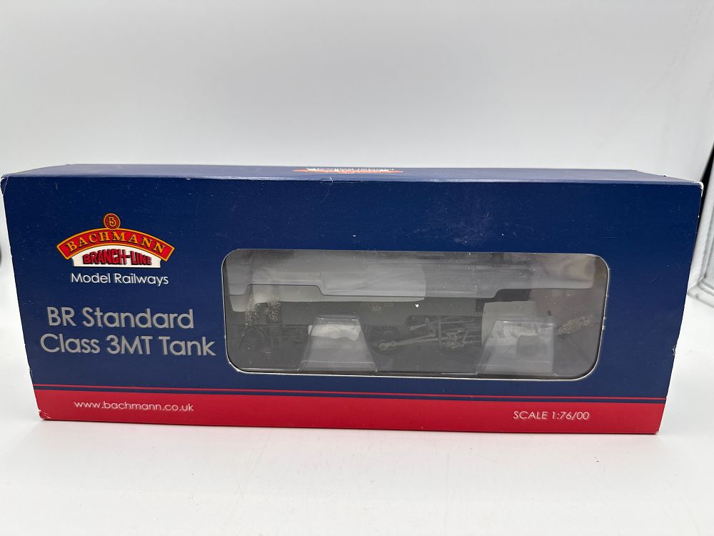 Lot 801: Bachmann Branch-Line BR Standard Class 3MT Tank 82020 Locomotive