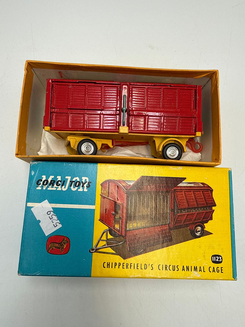 Lot 814: Corgi Toys 1123 Chipperfield’s Circus Animal Cage Die-Cast Trailer