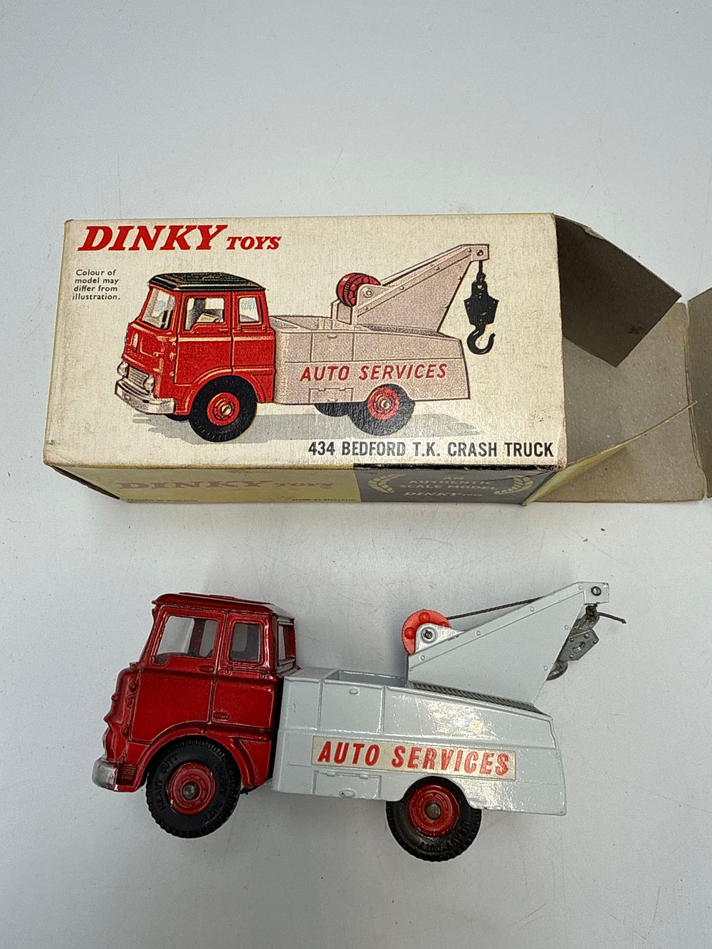 Lot 815: Dinky Toys 434 Bedford T.K. Crash Truck with Original Box