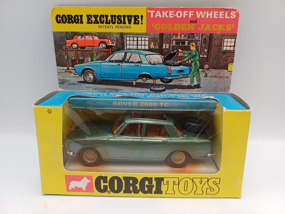 Lot 884: Corgi Toys Rover 2000 TC Die-Cast Model Car 275