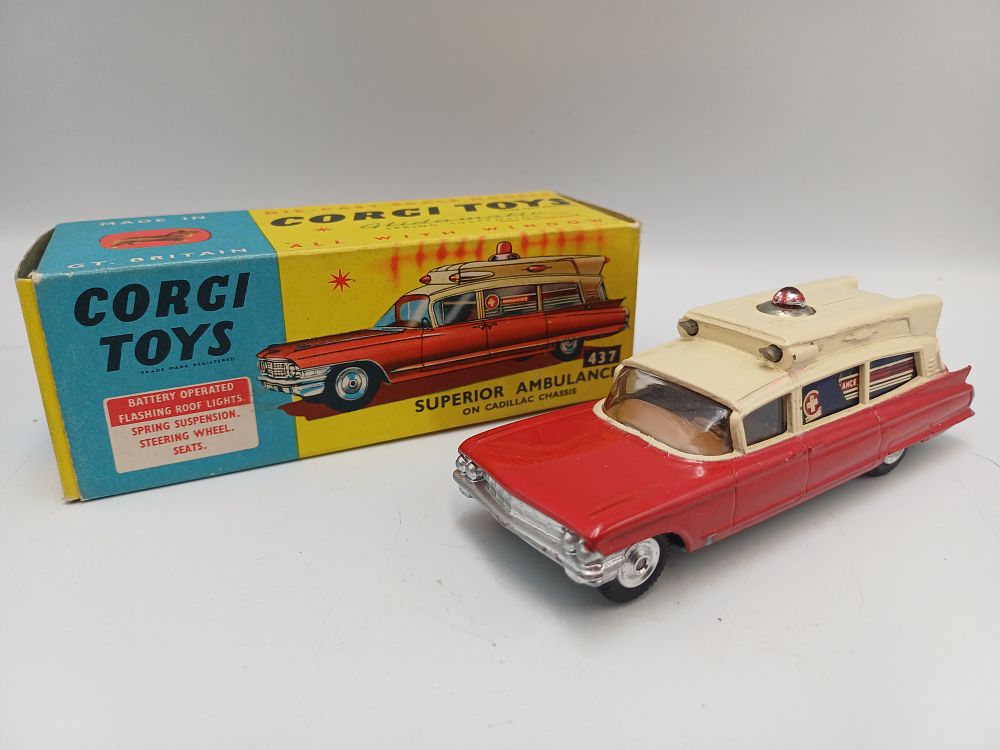 Lot 889: Corgi Toys 437 Superior Ambulance on Cadillac Chassis