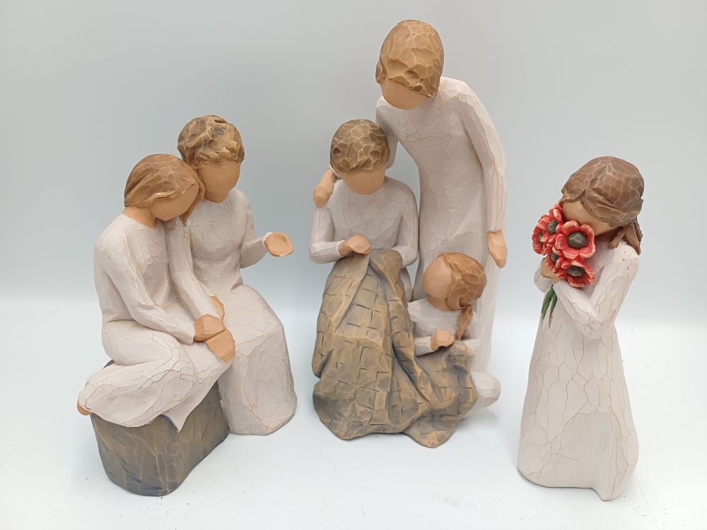 Lot 939: A Trio of Willow Tree Resin Figurines by Susan Lordi?