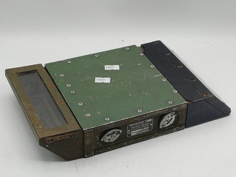 Lot 996: Minneapolis-Honeywell Regulator Company M6 Metal Periscope for Armoured Vehicles, 1943