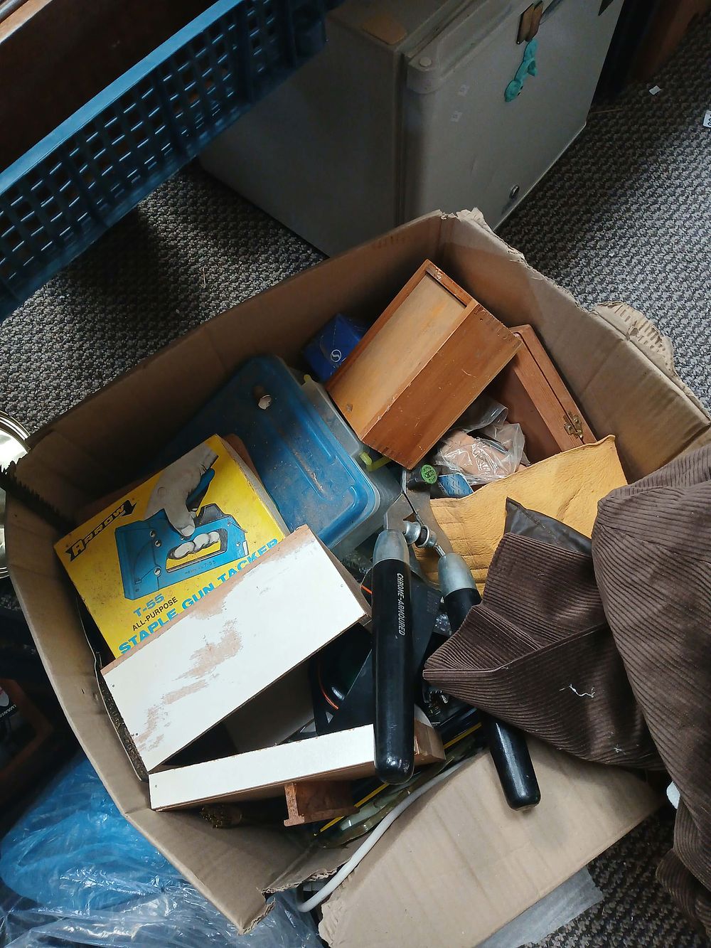 Lot 1015: Arrow T-55 Staple Gun and Workshop Tools Collection