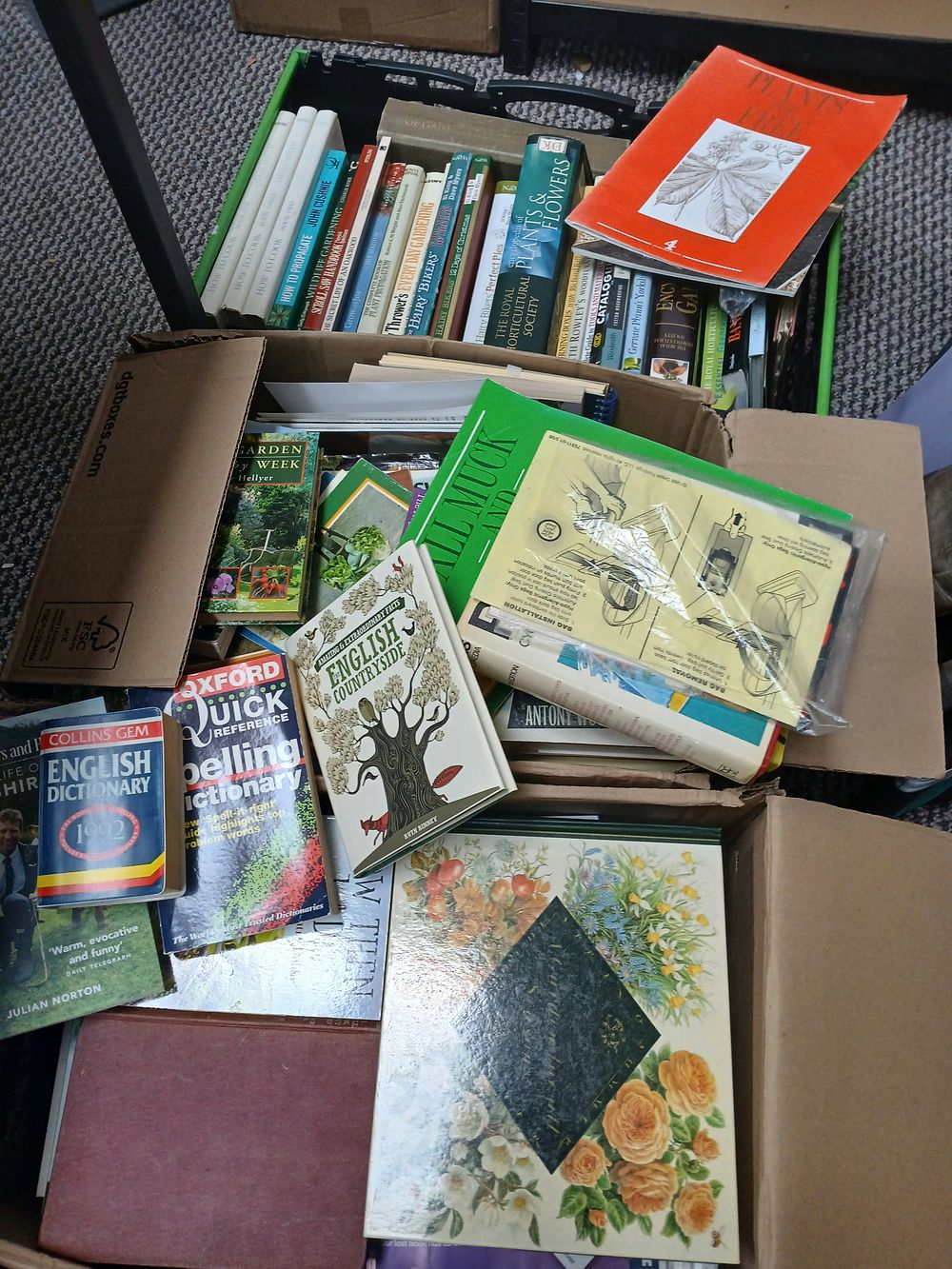 Lot 1018: A Collection of Gardening, Cookery, and Reference Books and Ephemera