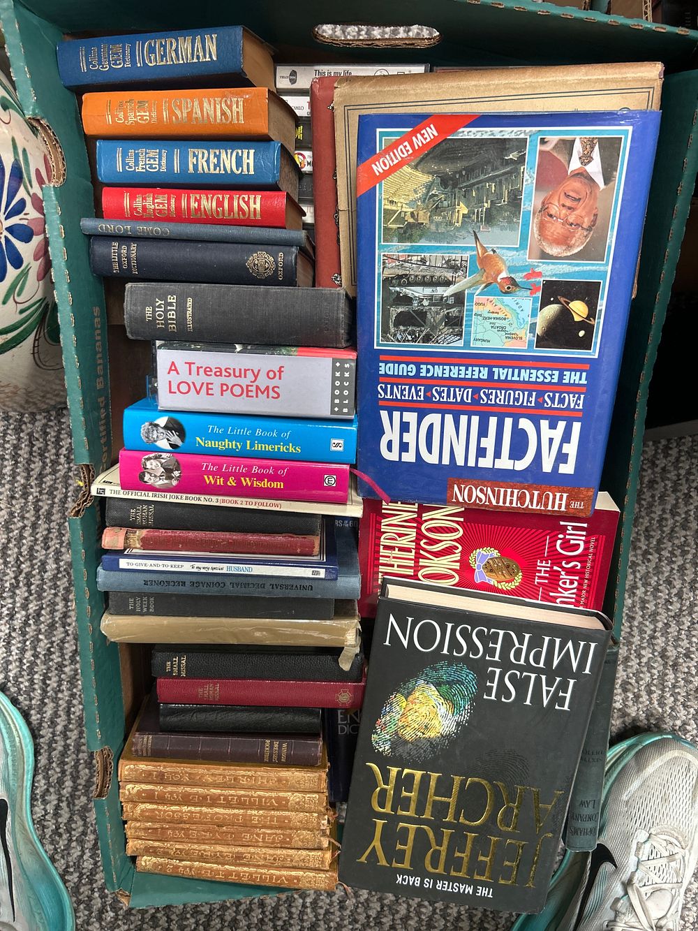 Lot 1029: A Collection of Literature and Reference Books including J.M. Dent? Brontë Volumes