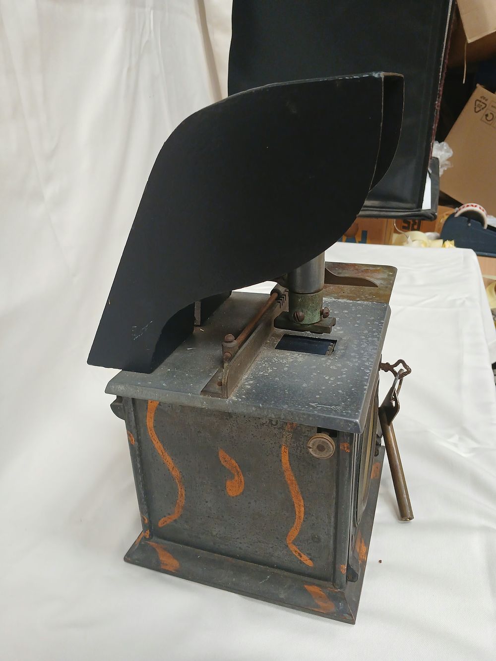 Lot 1046: National Time Recorder Co Ltd? Industrial Metal Time Recording Clock