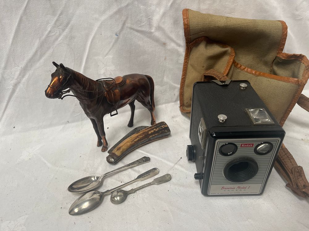Lot 1067: Kodak Brownie Model I Camera and a Collection of Vintage Curios