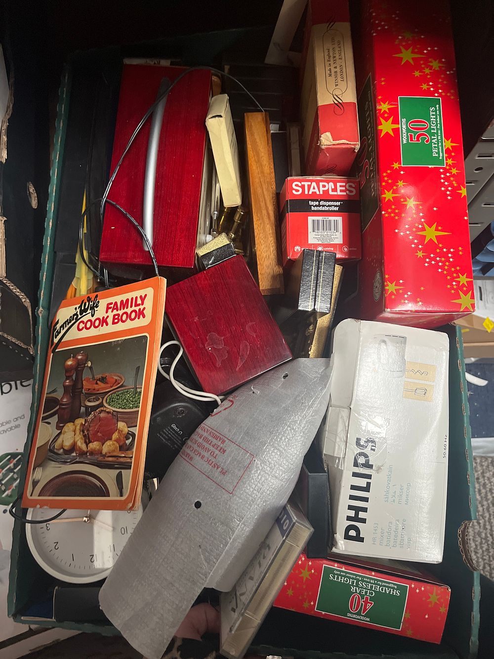 Lot 1145: A Collection of Household Electronics and Sundries Including Pure Evoke-1XT Radio