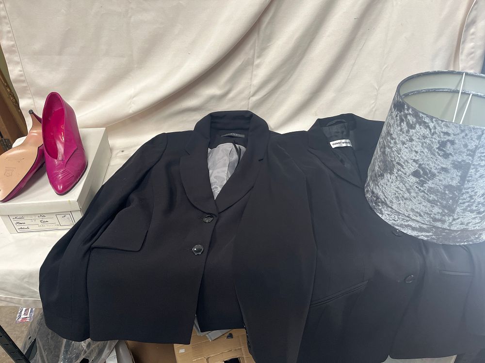 Lot 1169: Gerry Weber and Planet Women's Blazers and Juan Shoes Fuchsia Leather Heels and two lampshades