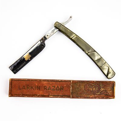 Simmons Hdwe Keen Kutter w/ Unorig. Box. Vintage Straight Razor "Keen Kutter" by Simmons Hdwe Co