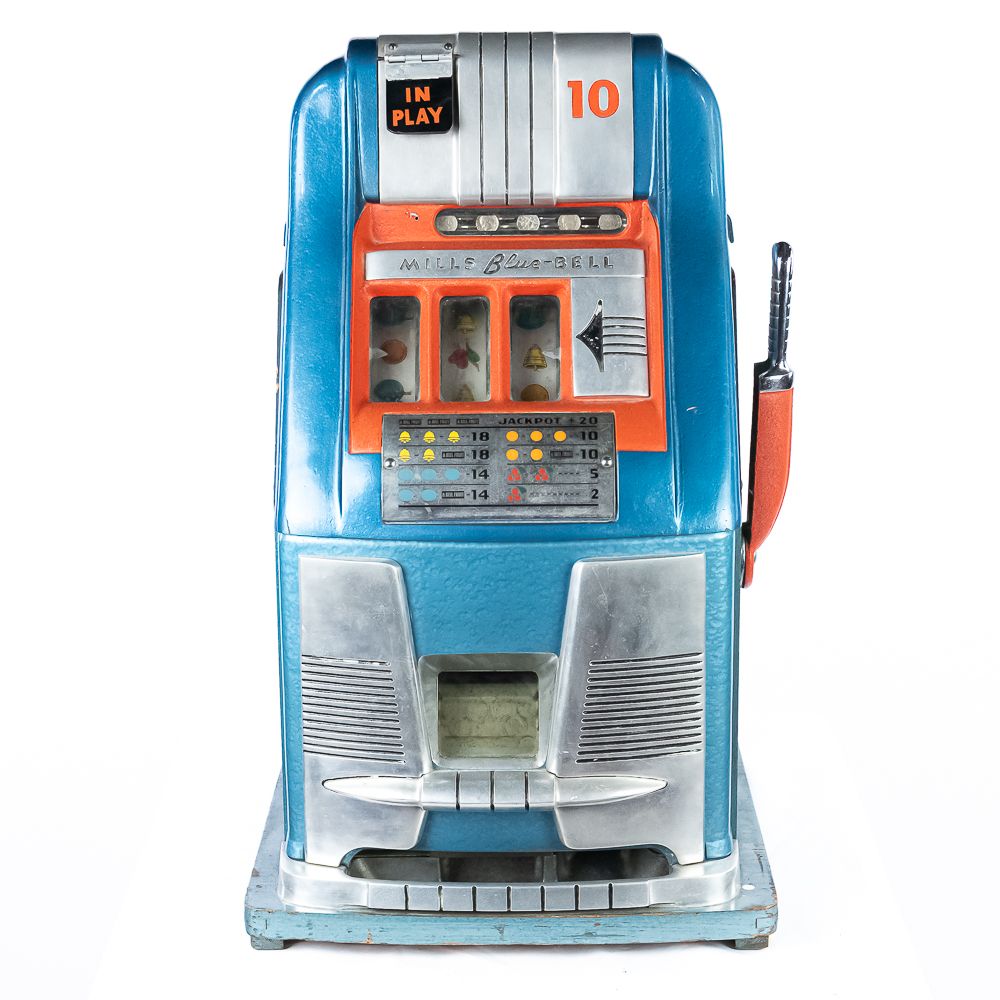 CA1949 Mills Hightop Slot Machine 10 centin VG all original condition.. Plays and pays 