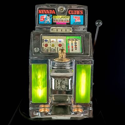 5 Cent Jennings "Nevada Club" Slot Machine. Beautiful original light up with rare green 