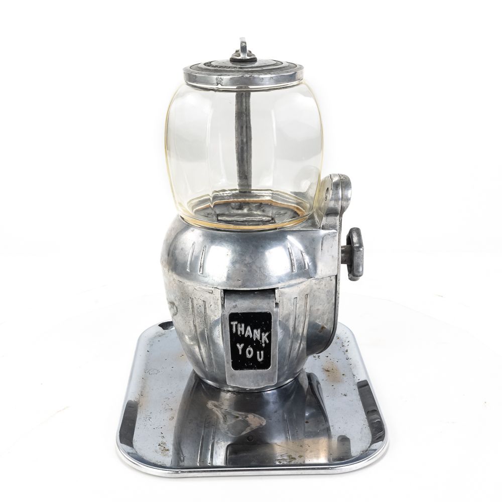 *Atlas Bantam 5 Cent Bulk Vendor. A nice example of a 5 Cent vending machine with a bottom tray. 