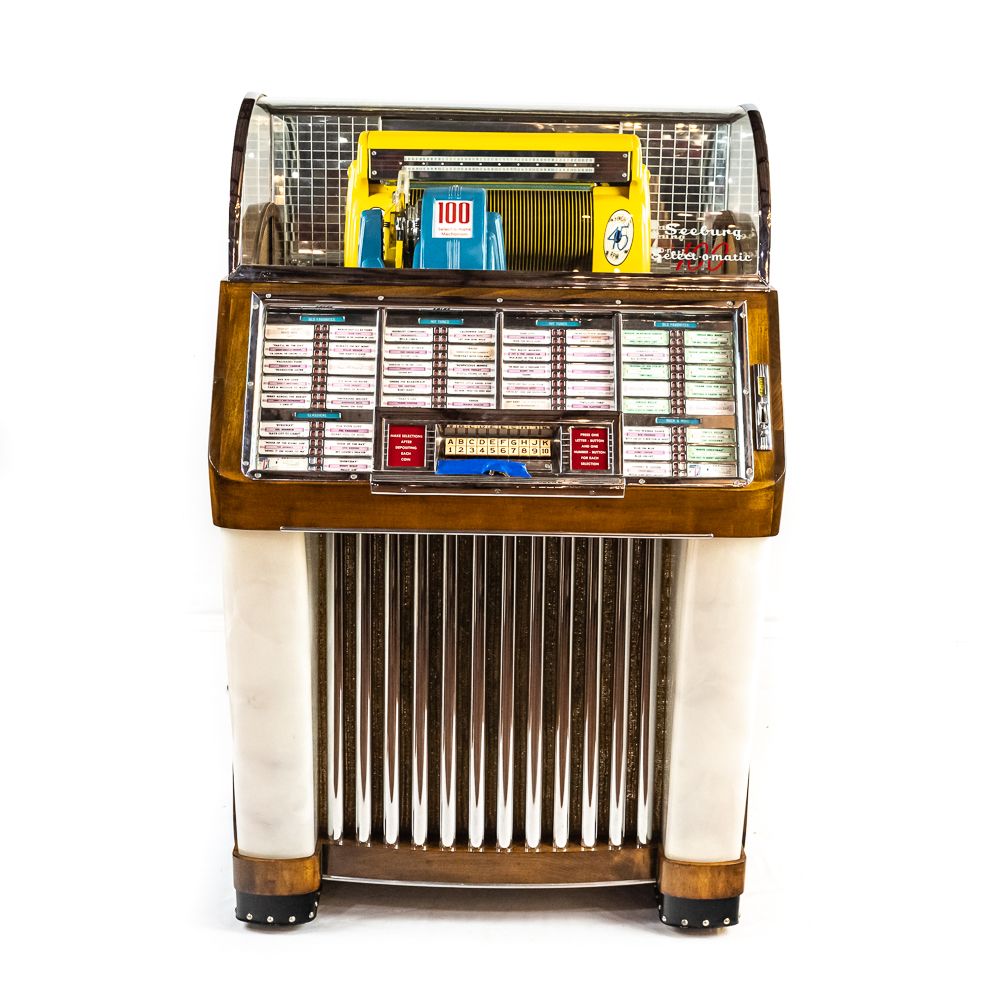 Seeburg Select-O-Matic 45 RPM Jukebox. Seeburg Select-O-Matic M100C 45 rpm juke box in beautiful 