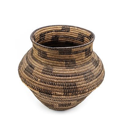 1930s Pima Olla Coil Basket. Pima coiled-construction olla basket circa 1930s. It features a 