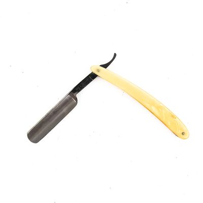 H. Eicker & Sohne 151 Heartring Straight Razor. Vintage Straight Razor "151 Heartring" by H. 