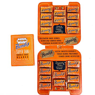 Vintage Bendix Razor Blade Display, Box of Blades. Vintage Bendix Razor Blade Display, comes 