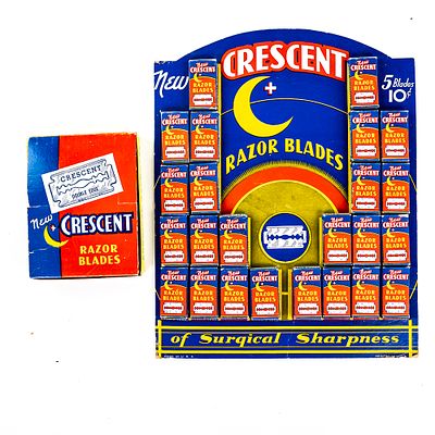 Vintage Crescent Razor Blade Display, comes with 24 blades boxes, minor wear at the bottom, see 