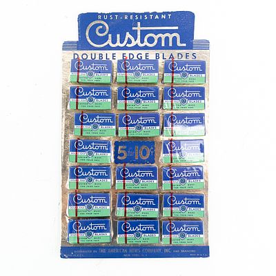 Vintage Clauss Razor Blade Display, New York, NY, comes with 20 blade boxes, good condition 