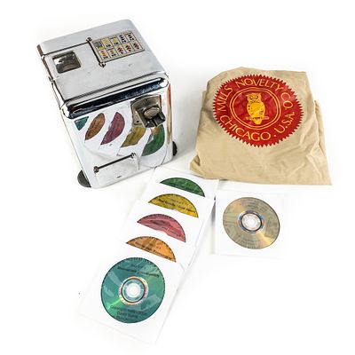 40s Mills Vest Pocket Slot & Mills Slot Dust Cover. 1940s Mills "Vest Pocket" tabletop nickel 