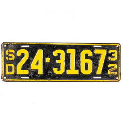 South Dakota 1932 License Plate. # 24-3167 in good+ to VG original condition. See pics. From the 
