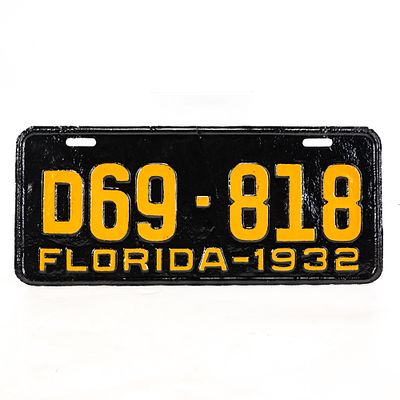 Florida 1932 License Plate. # D69-818 repaint over a corroded plate in good condition. See pics. 