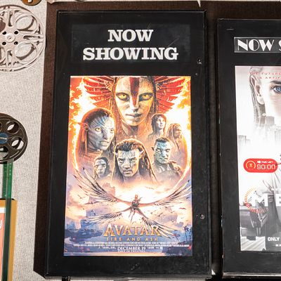Now Showing Movie Poster Case. Back lit Now Showing one sheet movie poster case in good 