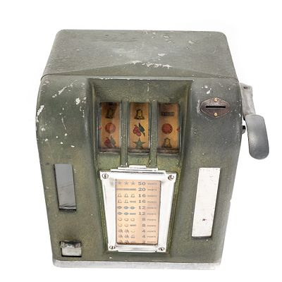 5 Cent Counter Top 3 Reel Stimulator/Gum Vendor. An original, 3 reel trade stimulator with side 