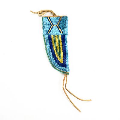 Mid-Century Native Style Child's Sheath. This diminutive 4.25-inch piece is a classic example of 