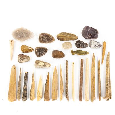 Ancient Lithic & Bone Tool Assemblage (30). This significant 30 pc collection showcases the 