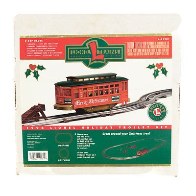 1988 Lionel Holiday Trolley Set w Box 71-1981-200. 1998 Lionel Holiday Trolley Set 71-1981-200. 