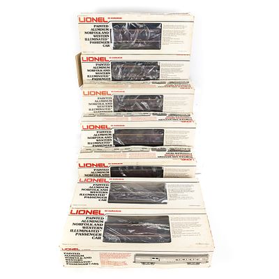 Lionel Painted Aluminum Norfolk &Western 6 Car Set. (7) Lionel Painted Aluminum Norfolk & 