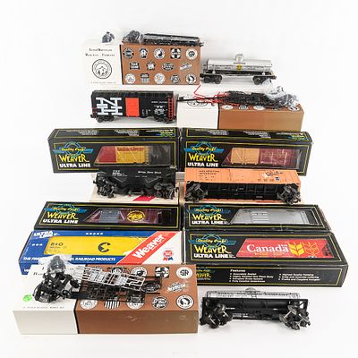 (11) InterMountain & Weaver Railway Car Assortment. Collection featuring Weaver Train Collectors 