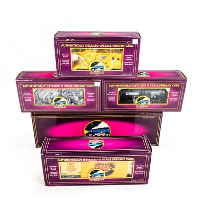 MTH Virginian FM Trainmaster Locomotive & RR Cars. Collection features M.T.H. Virginian FM 