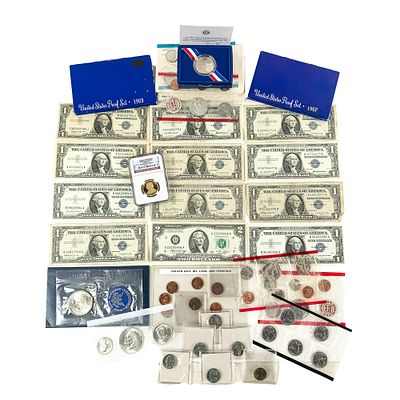 US Coin & Currency Collection 40% Silver Ikes +. Collection features (10) Assorted 1957 US $1 