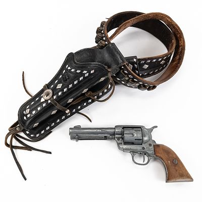 Hondo Single Gun 44" Western Rig with 1x Prop Gun. Hondo Single Gun 44" .45LC Western Rig with 