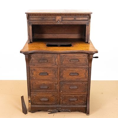 Hawthorne & Sheble Columbia Phonograph Cabinet. Oak cylinder top phonograph cabinet made by 