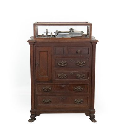 Edison Class M Cylinder Phonograph Under Glass. Edison Class M battery powered cylinder 