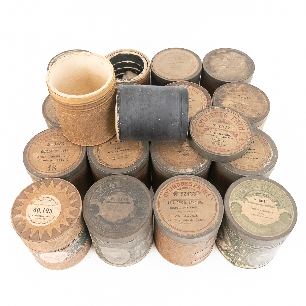Pathé Salon Cylinder Record Lot (18)