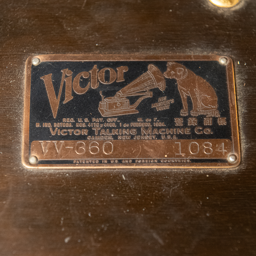 Victor Victrola 360 Disc Phonograph
